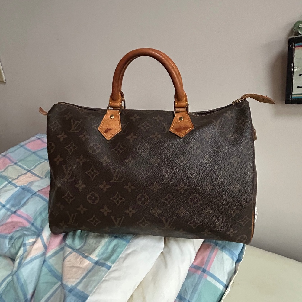 Louis Vuitton Speedy 35 ๐ซถ๐ผ๐ซถ๐ผ - Picture 10 of 13